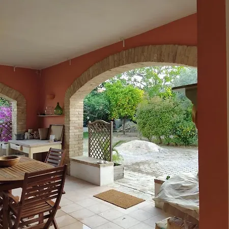 Bed & Breakfast B&B Villa Filomena , Via Casale Felizzi 5