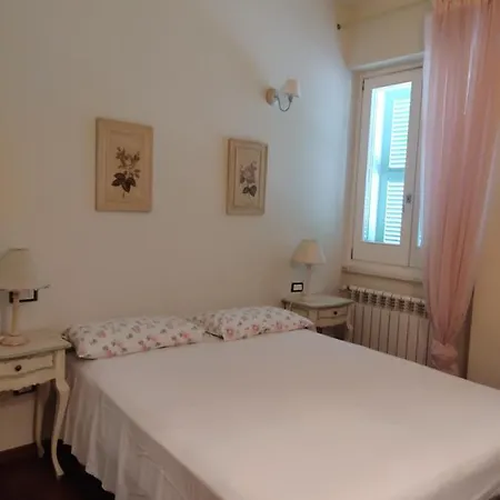 B&B Villa Filomena , Via Casale Felizzi 5 Bed & Breakfast *